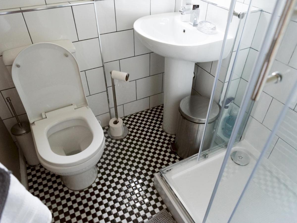 Pass The Keys Cozy Two Bed Flat Near Glasgow Airport & 佩斯利 外观 照片