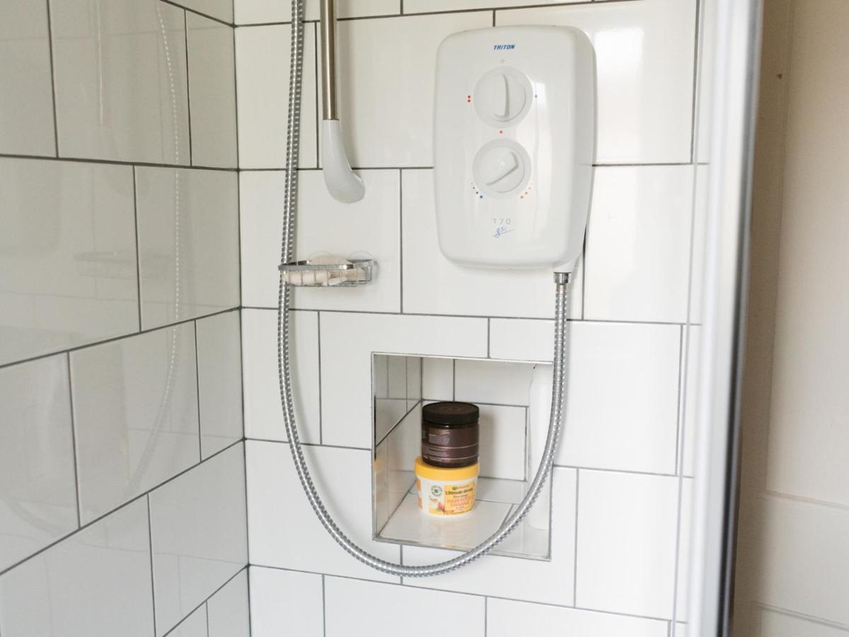 Pass The Keys Cozy Two Bed Flat Near Glasgow Airport & 佩斯利 外观 照片